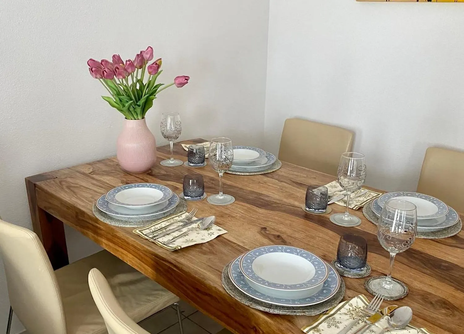 2 Zimmer Ferienwohnung Mit Terrasse Fusslaeufig Zu S-Bahn Und See Worthsee Apartment